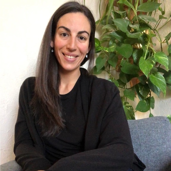 Meet your Posher, Serena - Picture 1 of 1